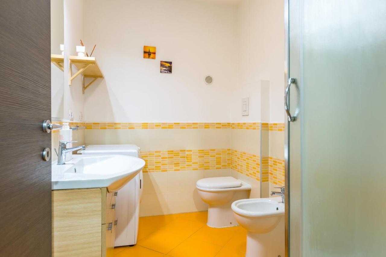 Sansevero Family Apartment By Wonderful Italy Naples Luaran gambar