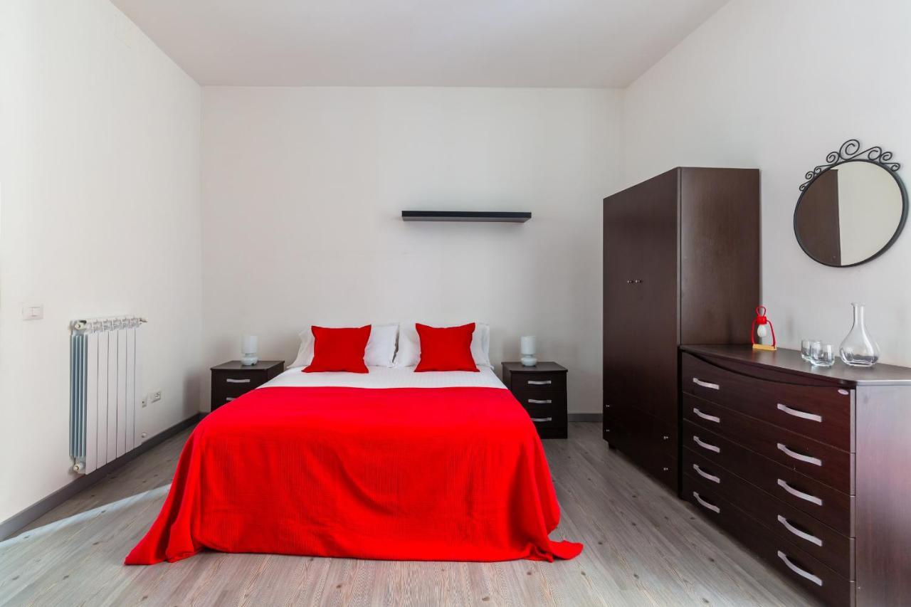 Sansevero Family Apartment By Wonderful Italy Naples Luaran gambar
